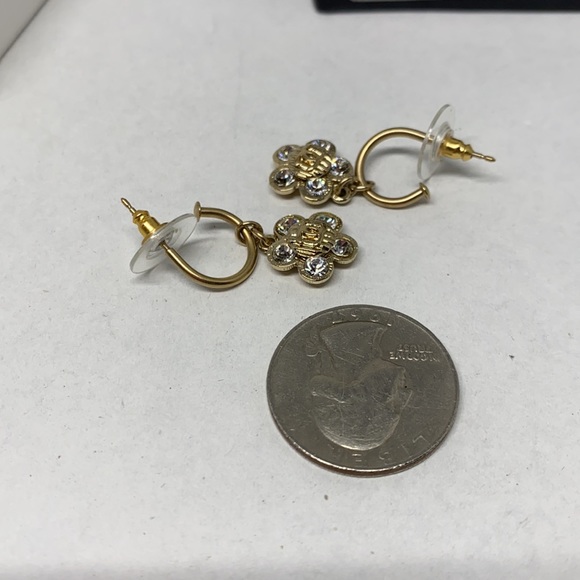 Fall 2006 Authenticated Chanel Earrings - Picture 8 of 8